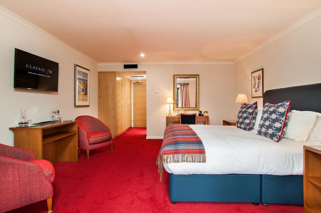 Parkway Hotel & Spa Кумбран Экстерьер фото